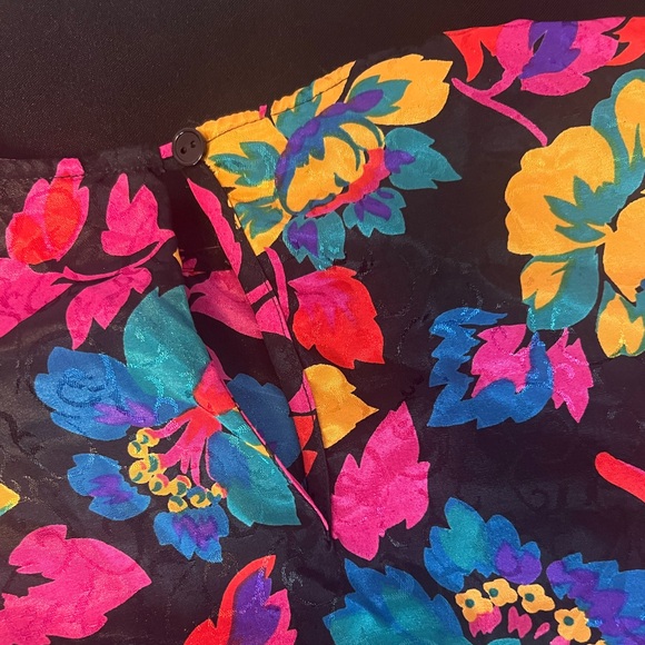 ♥️SOLD♥️Vintage Laura Winston Floral Long Sleeve Top - Picture 3 of 4